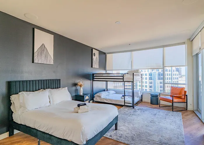 Apartment Chic Urban 1br Pool Gym Parking W&d Dt